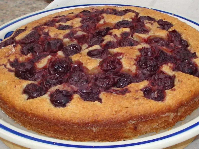 Luscious cherry, oats and coconut cake (dairy free) - photo 2