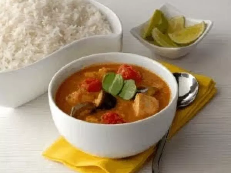 Maggi Thai Chicken Jungle Curry, Hakka Noodles & Nestle Carrot Porridge