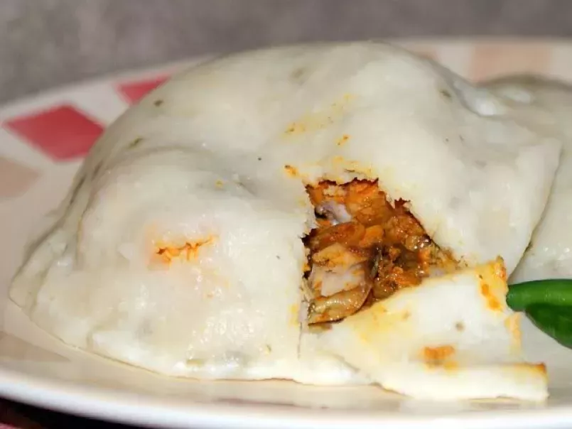 MeenPathiri (Steamed Rice Pancakes Filled with Rich Fish Masala) - photo 2