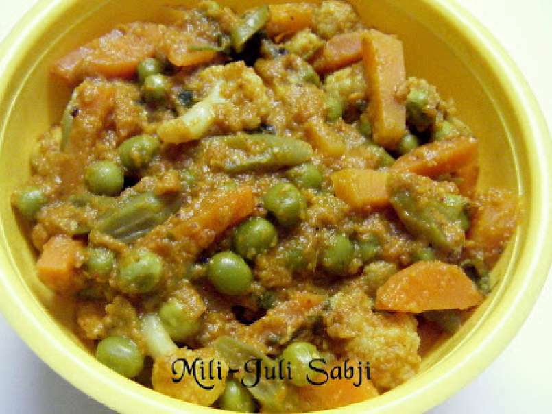 Mili-Juli Sabji~Mixed Vegetables in Onion-Tomato Gravy
