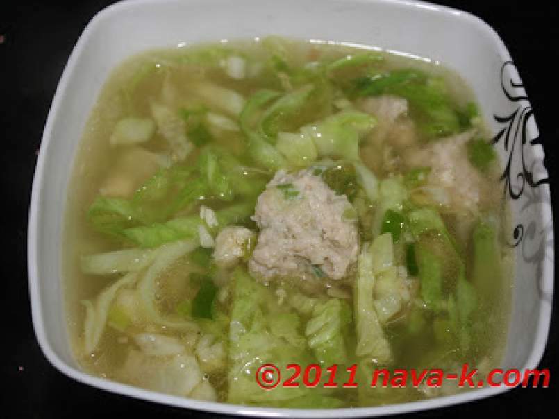 Minced Chicken & Cabbage Soup