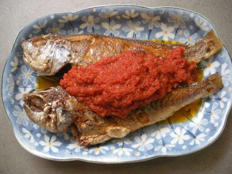 Mom's Nyonya Ikan Cili Garam (Nyonya-style Fried Fish with Chili Paste) - photo 2