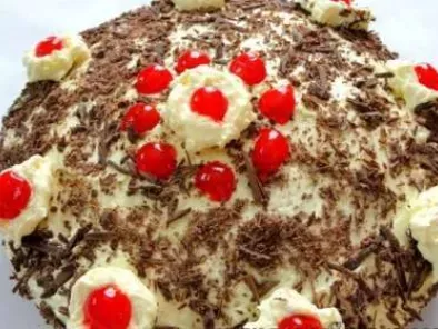 Ooo Gooey- Eggless Black Forest Cake - photo 2