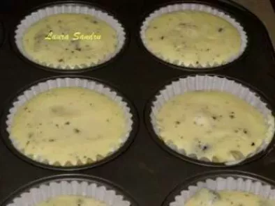 Oreo cookie cupcakes - photo 3