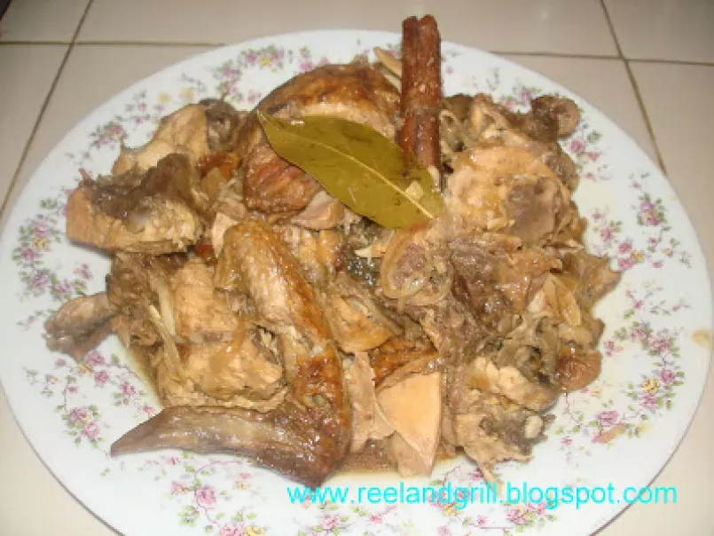 Paksiw na Lechon Manok (Roast Chicken Stew in Vinegar) - photo 4