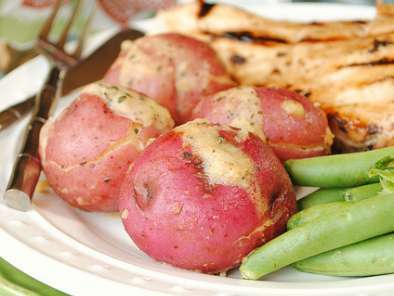 Paprika, Basil and Garlic Red Skin Potatoes