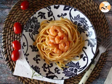 Pasta with cherry tomatoes and shrimps - photo 8