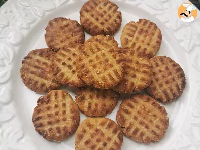 Peanut butter cookies - 4 ingredients - no added sugars - photo 3