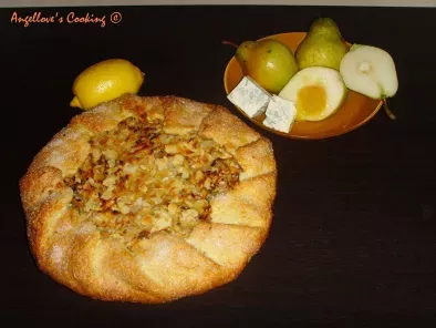 Pear and Blue Cheese Crostata with Honey and Almonds - photo 2