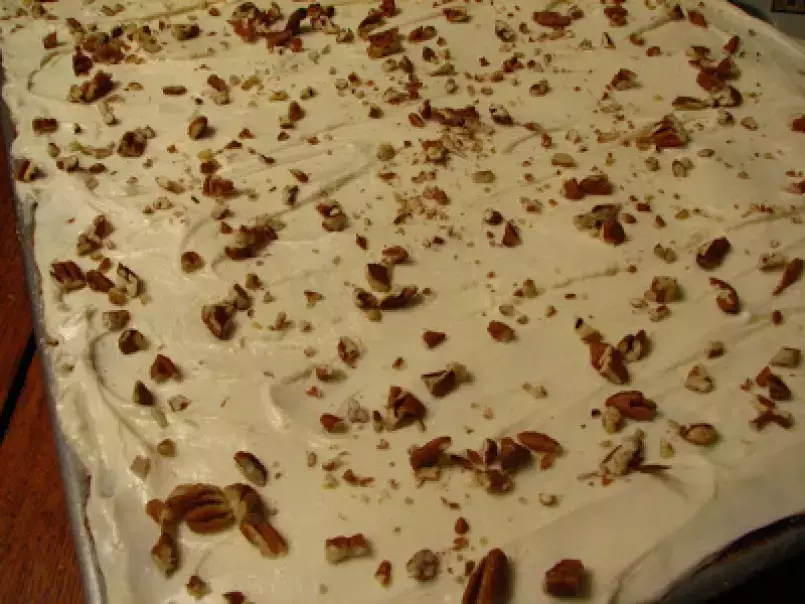 Pineapple Sheet Cake with Cream Cheese Frosting (a.k.a. Mexican Fruit Cake) - photo 2