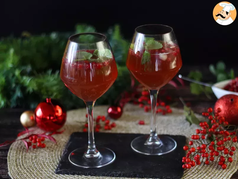 Pomegranate Spritz, the cocktail in a Christmas bauble! - photo 7