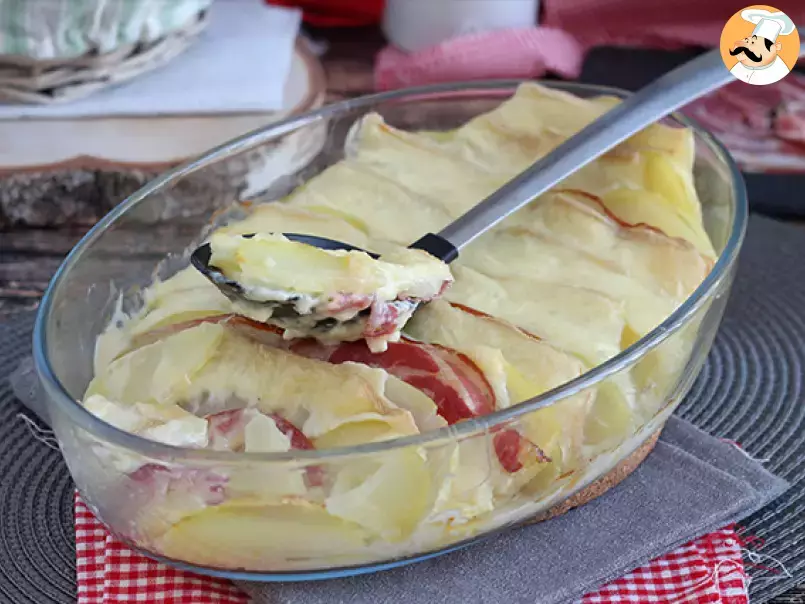 Potato, pancetta and cheese gratin - photo 4