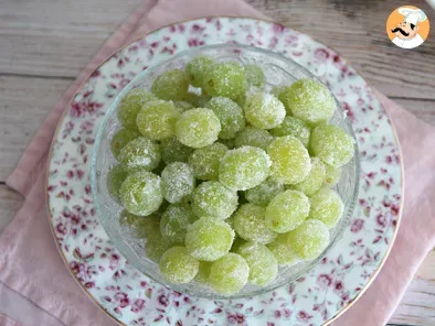 Prosecco grapes - photo 2