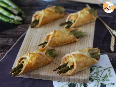 Puff pastry baskets with asparagus, ham and cheese - photo 2