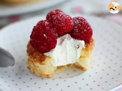 Puff pastry cups with raspberries and mascarpone - photo 4