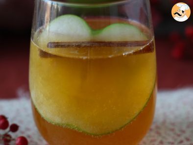 Pumpkin Cider Spritz, the spicy cocktail with pumpkin spice syrup! - photo 2