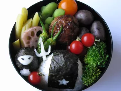 Quail Egg Ninja & Star Onigiri?Yes, you too can have a Food Ninja Bento!!