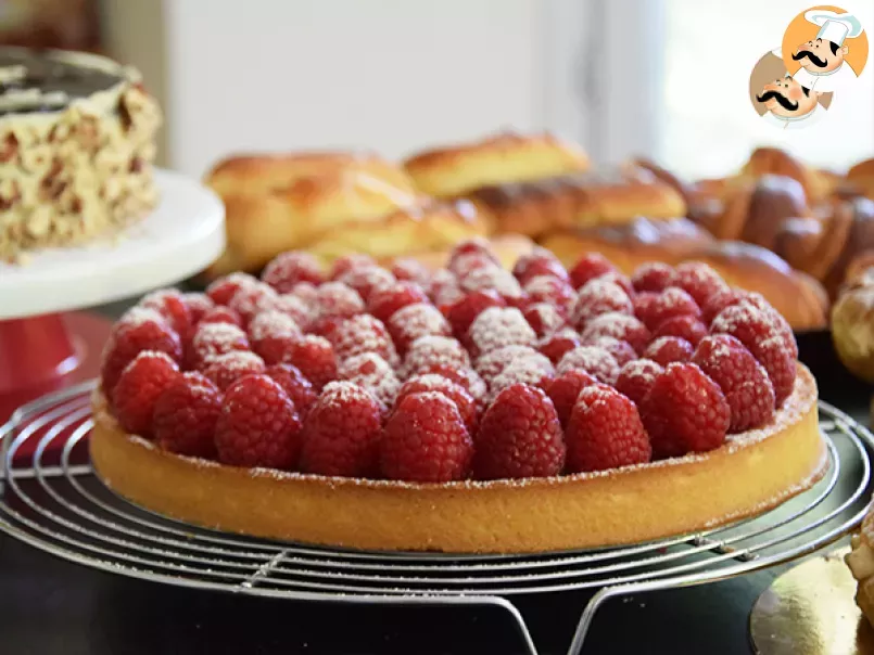 Raspberry tart with almond cream - photo 2