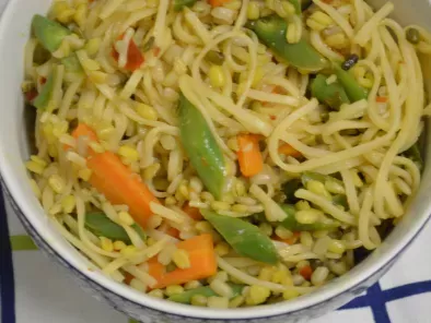 Rice Noodles With Lentils And Vegetables