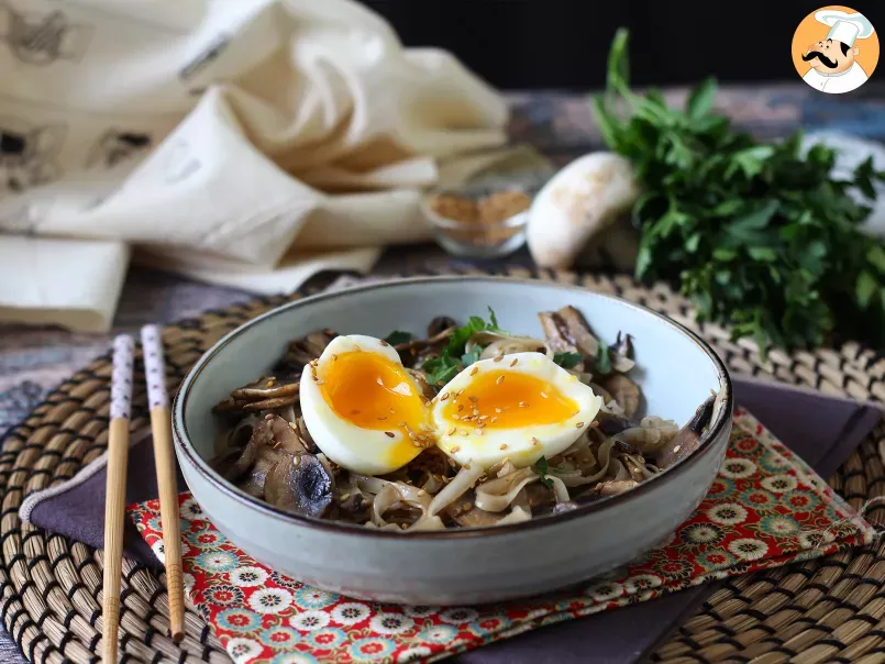 Rice noodles with mushrooms and their soft-boiled egg! - photo 3