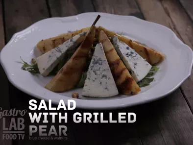 Salad With Grilled Pear, Blue Cheese And Walnuts