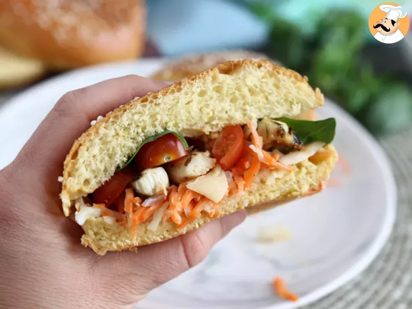 Sandwich with marinated chicken, coleslaw, tomato and basil - photo 3