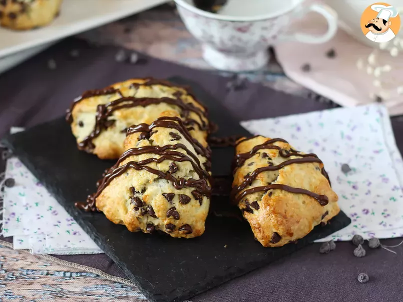Scones with chocolate chips - photo 6