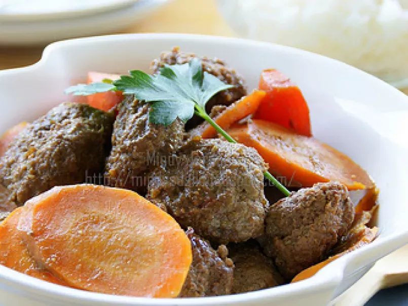 Semur Daging Cincang // Minced Beef Cooked in Thick Soy Sauce