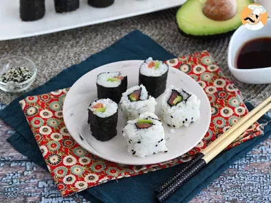 Smoked salmon and avocado sushi rolls - maki sushi