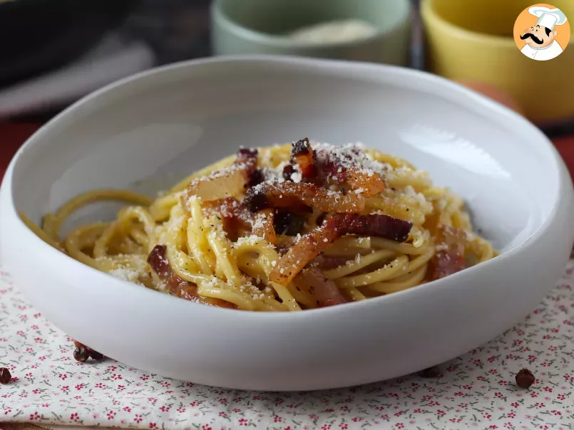 Spaghetti alla carbonara, the real Italian recipe!