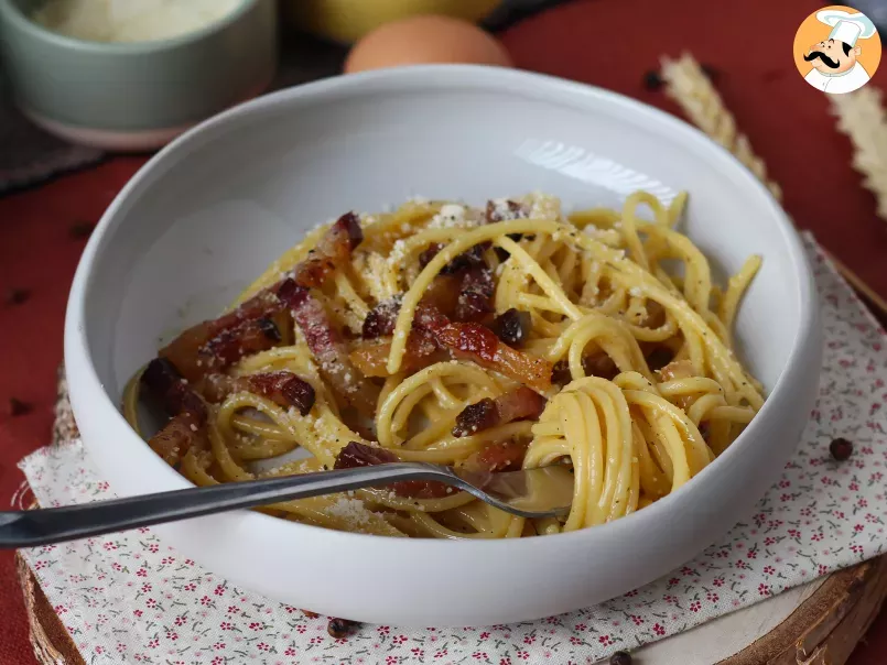 Spaghetti alla carbonara, the real Italian recipe! - photo 4