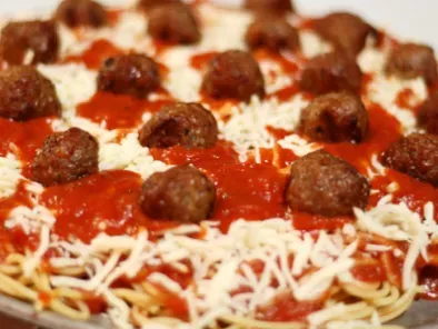 Spaghetti & Meatballs Pizza - photo 2