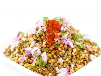 Sprouts Chaat : A healthy tangy snack