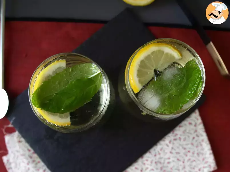 St-Germain Spritz with elderflower liqueur, the ultra-fresh summer cocktail - photo 6