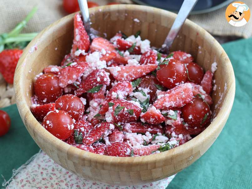 Strawberry, tomato, feta and basil salad - photo 4