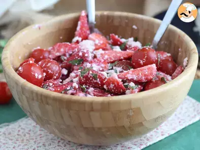 Strawberry, tomato, feta and basil salad - photo 2