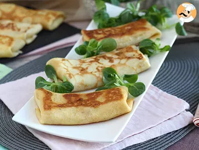 Stuffed crepes with béchamel sauce and ham - photo 2