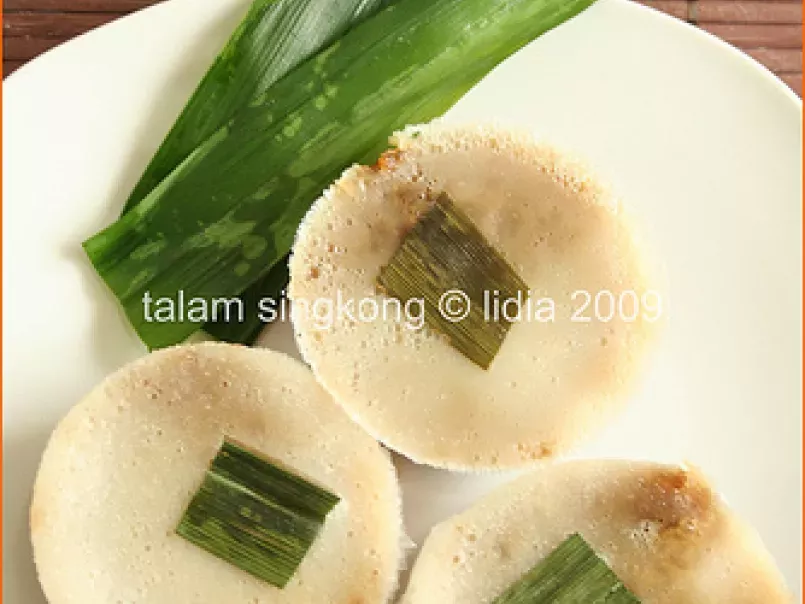 Sweet Steamed Cassava Cake (Talam Singkong) - photo 2