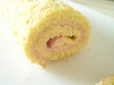 Swiss Roll with Strawberry cream filling - photo 2