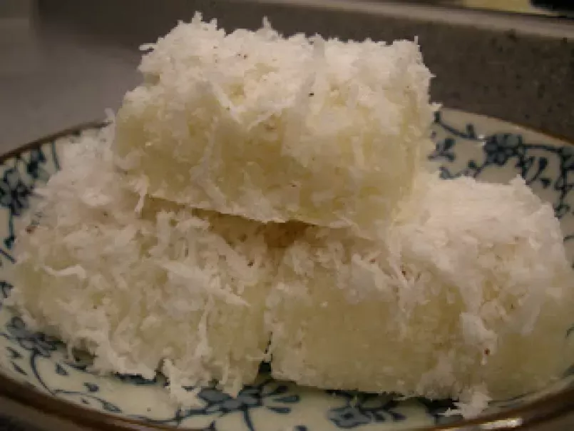 Tapioca Cake with Coconut Topping - photo 3