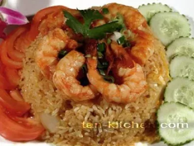 Thai Fried Rice With Prawns (Khao Pad Goong)