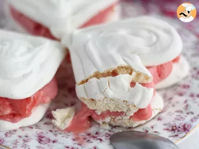 Valentine's vacherin, meringue ice-cream sandwich - Video recipe! - photo 4