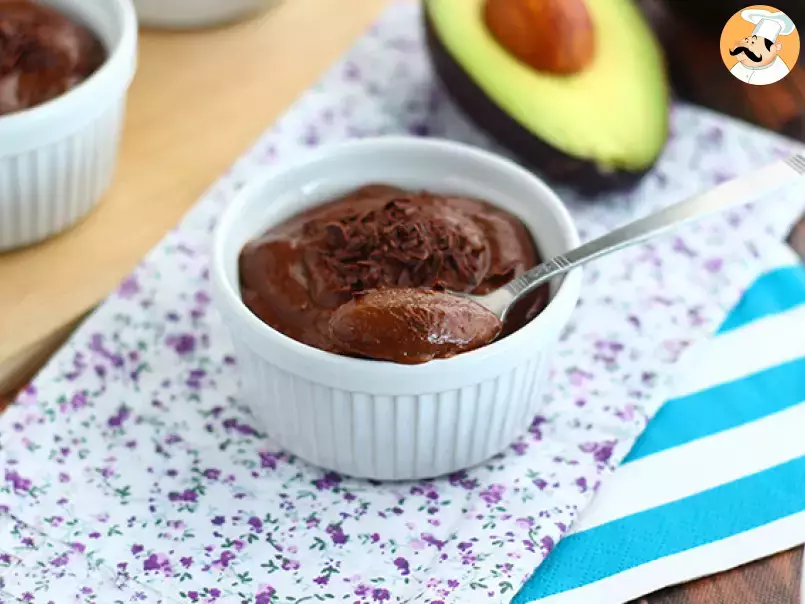 Vegan chocolate custard with avocado - photo 3