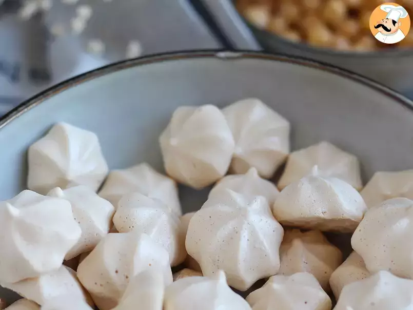Vegan meringues with aquafaba - photo 5