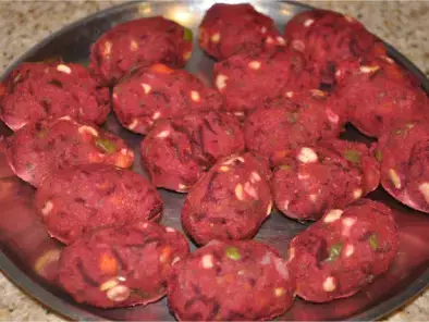 Vegetable Cutlet (with Beetroot) Chaat