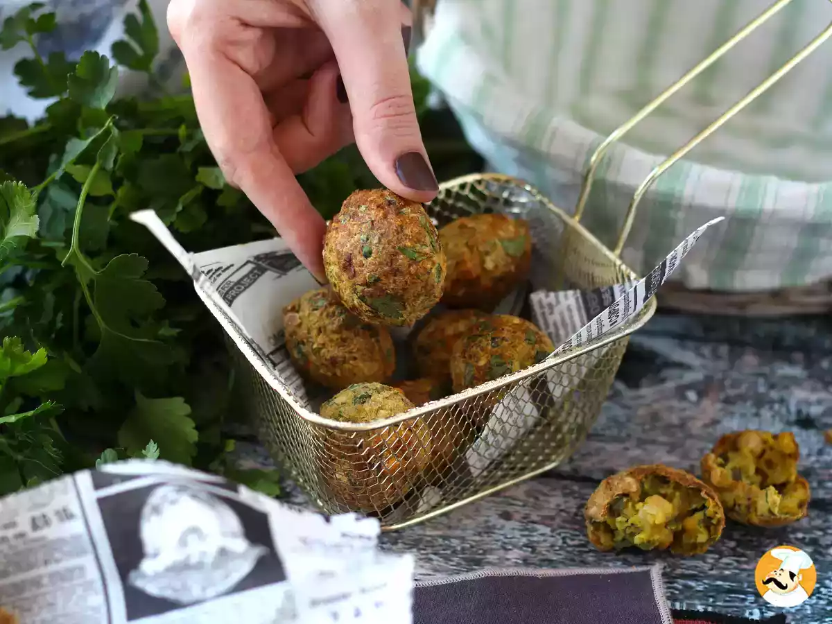 5. Falafels, the crunchy chickpea dumpling without frying!