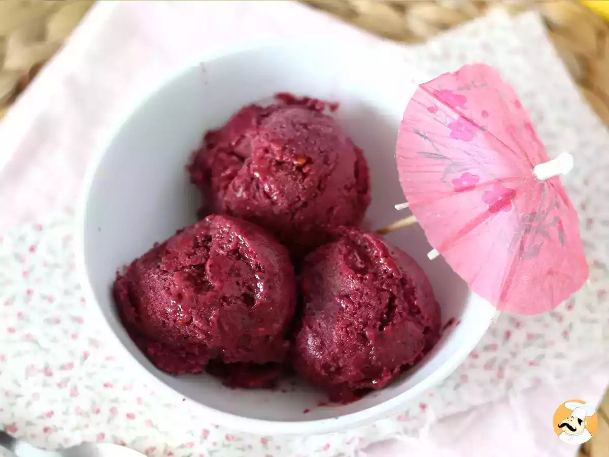 6. Berry nice cream - Dessert