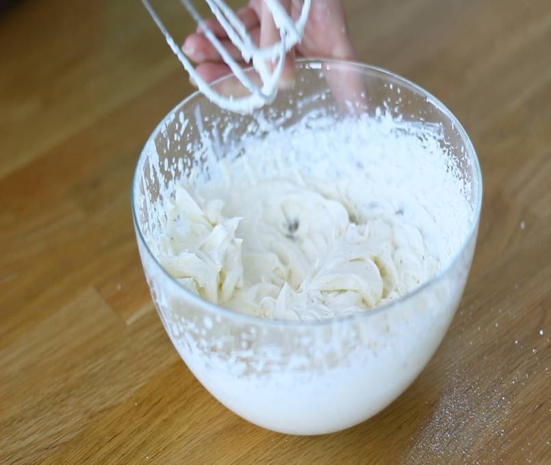 Step 2: Make the mascarpone cream