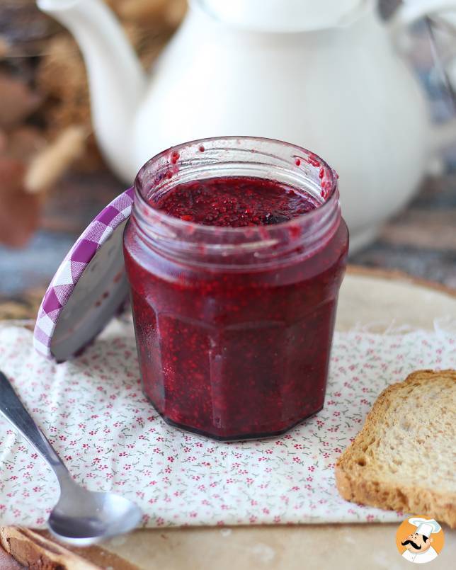 Healthy chia jam