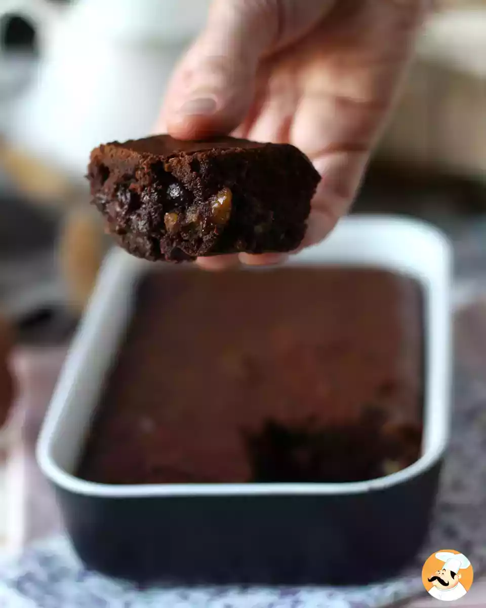 1. Chocolate brownies in airfryer.